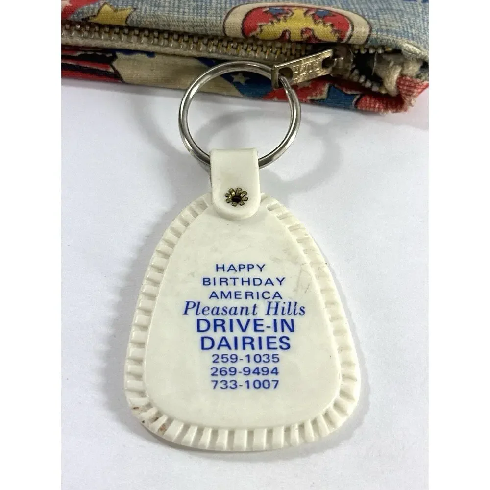 Vintage 1976 Bicentennial Coin Purse Keychain Liberty Bell Pleasant Hills Dairy